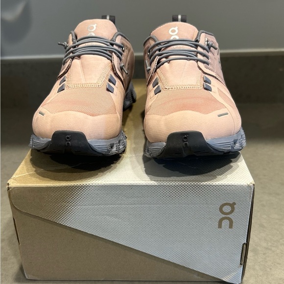 On Running Women's Sneakers - Pink and Gray - Picture 7 of 14